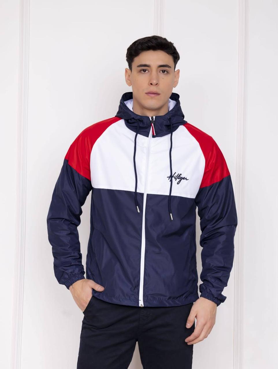 Cortaviento TH Hombre con Capucha Impermeable