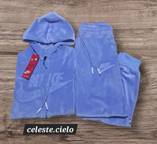 Conjunto Nike Mujer