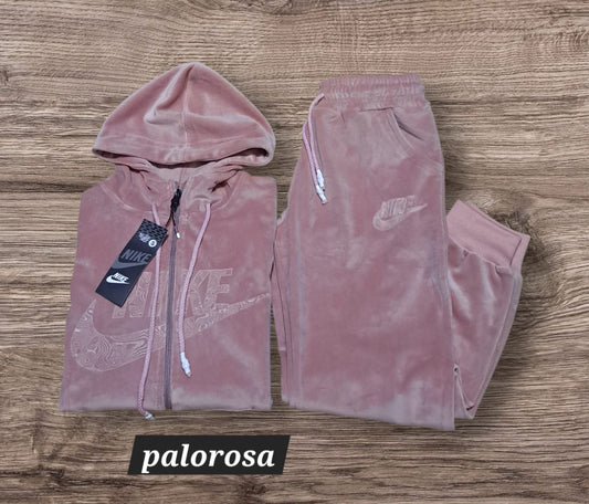 Conjunto Nike Mujer