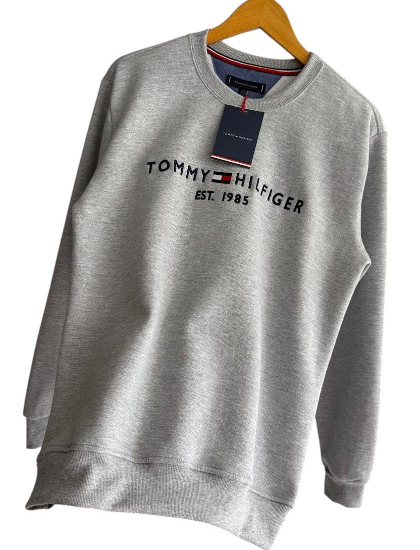 Polera TH Hombre Cuello Redondo Gris