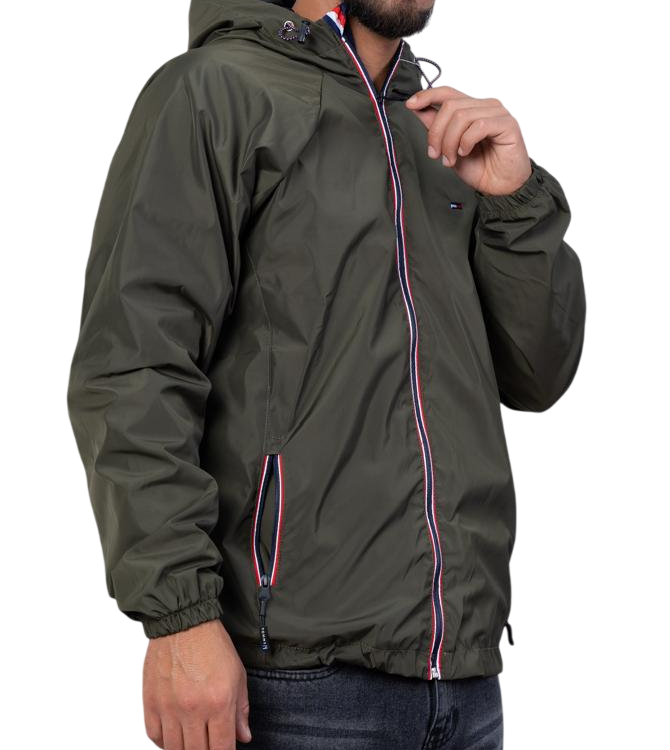 Casaca TH Hombre con Capucha Impermeable